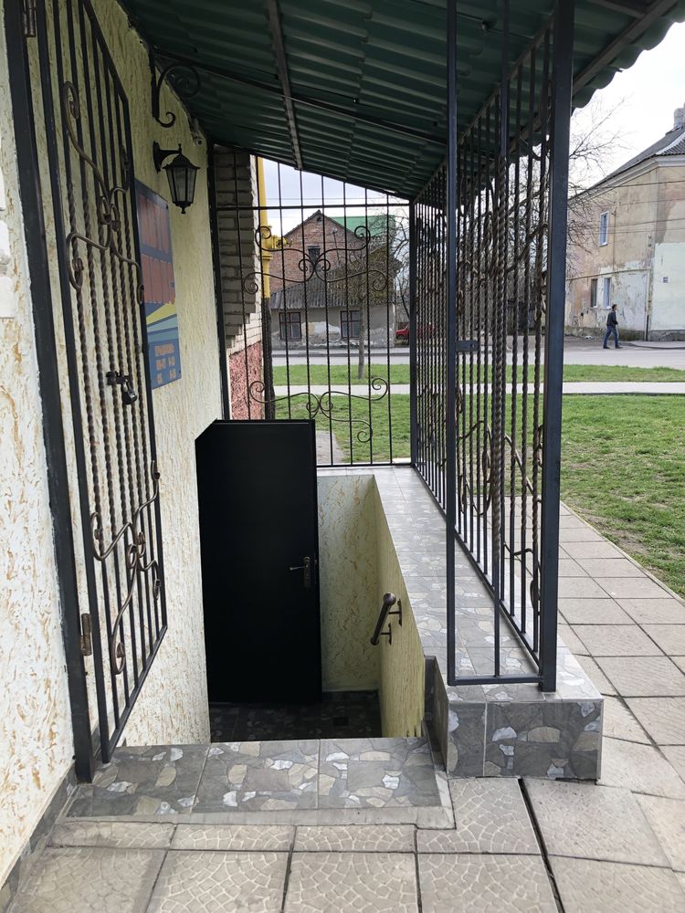Комерційне підвальне приміщення