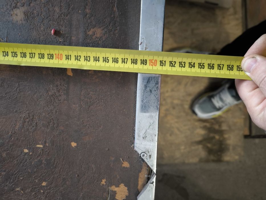 Продам стіл слюсарний