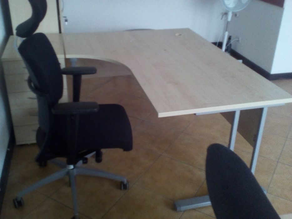 Eleganckie biuro w Parku Technologicznym w Koszalinie, umeblowane