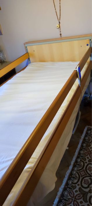 Cama arriculada elevatoria eletrica