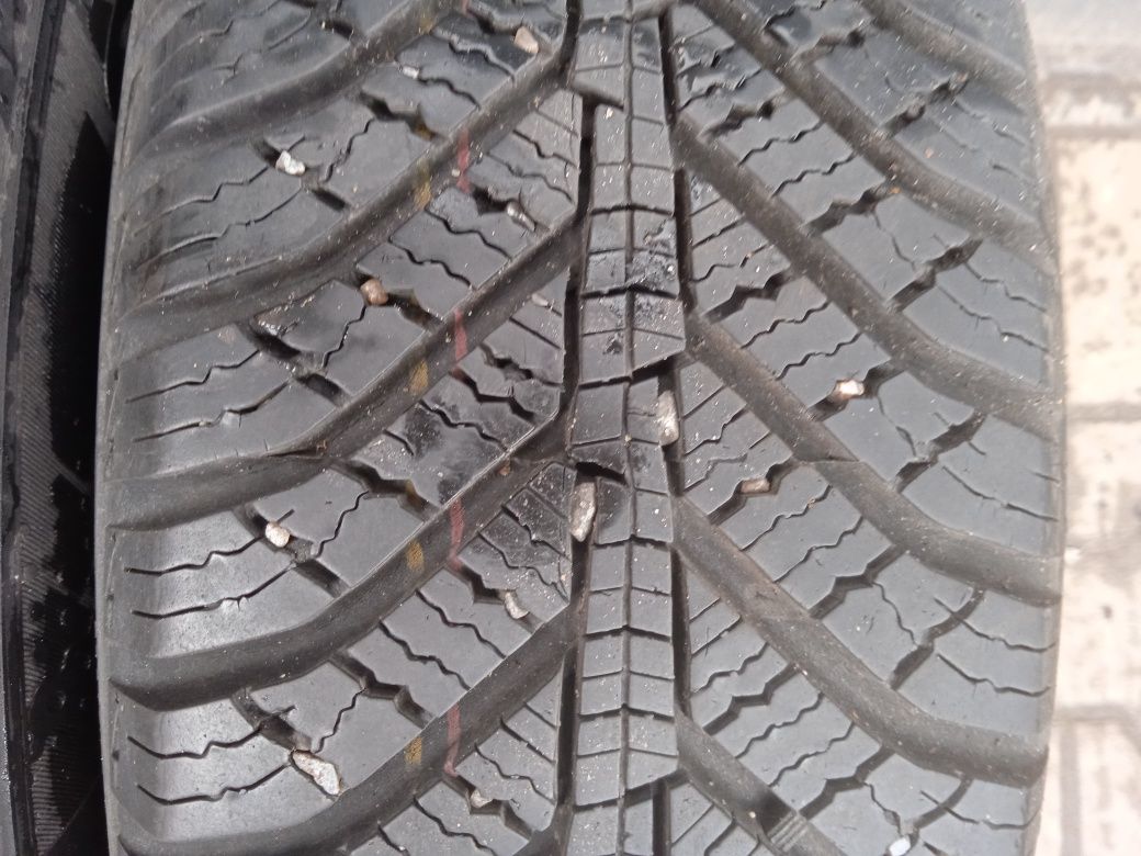 Opony całoroczne Kumho 155/70R13