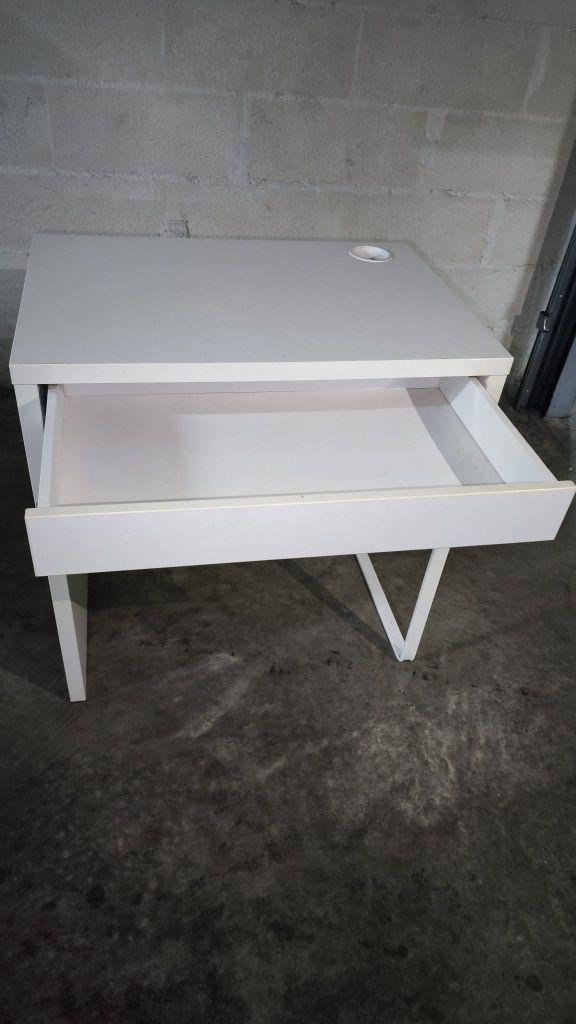 Secretárias IKEA