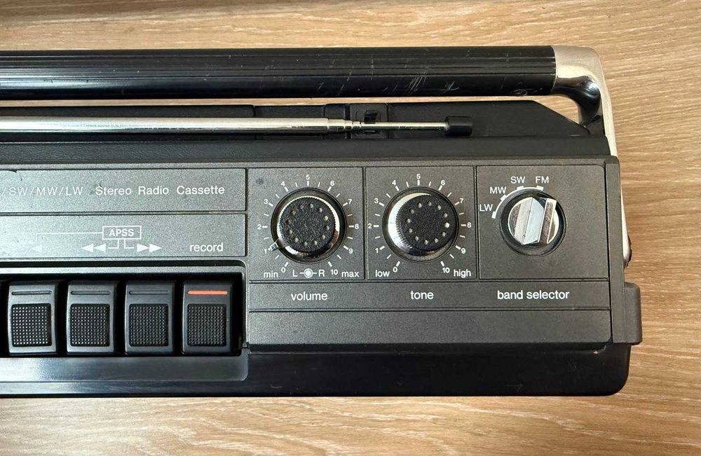 Магнітола Магнітофон Шарп Sharp GF-8181H