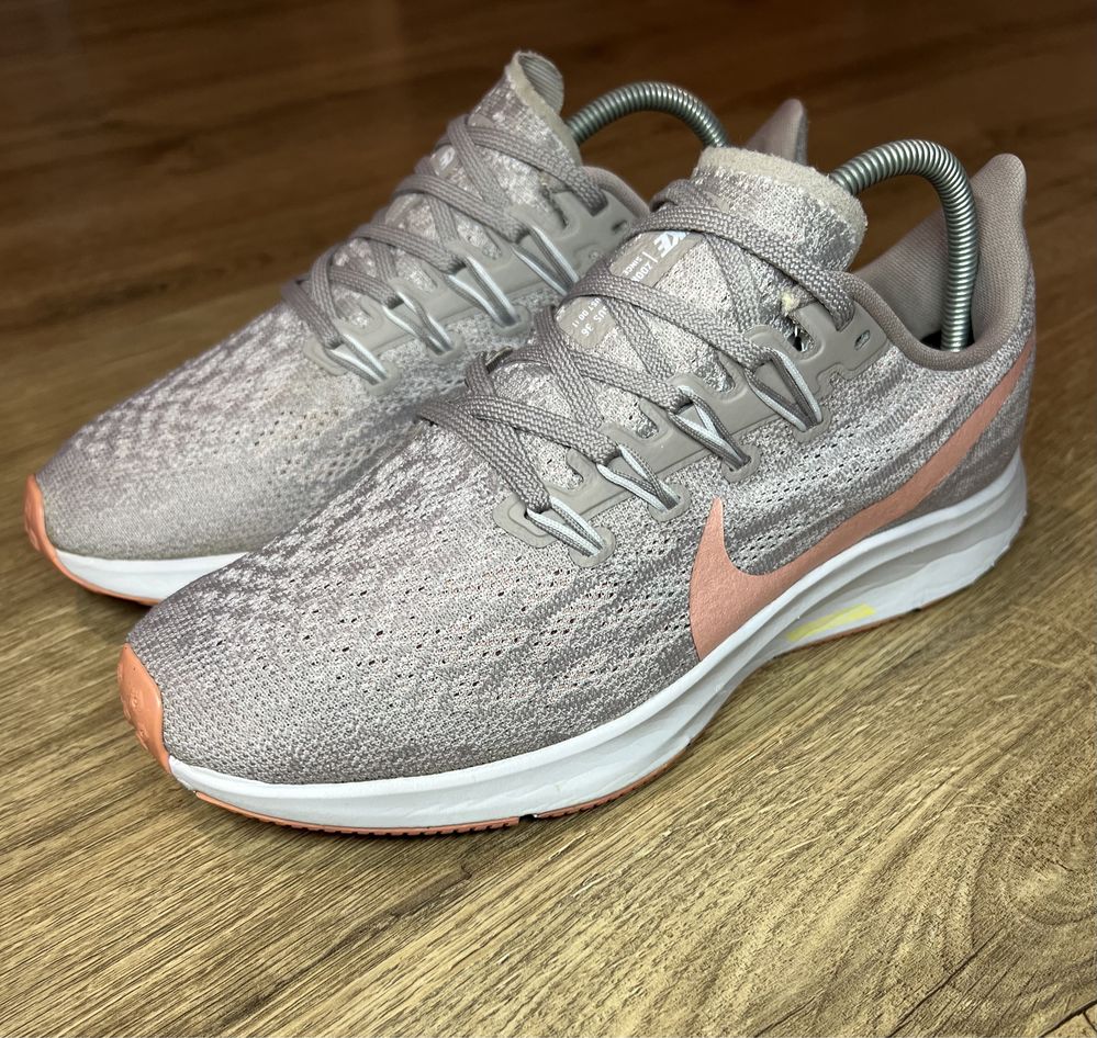 Жіночі кросівки Nike Air Zoom Pegasus 36.