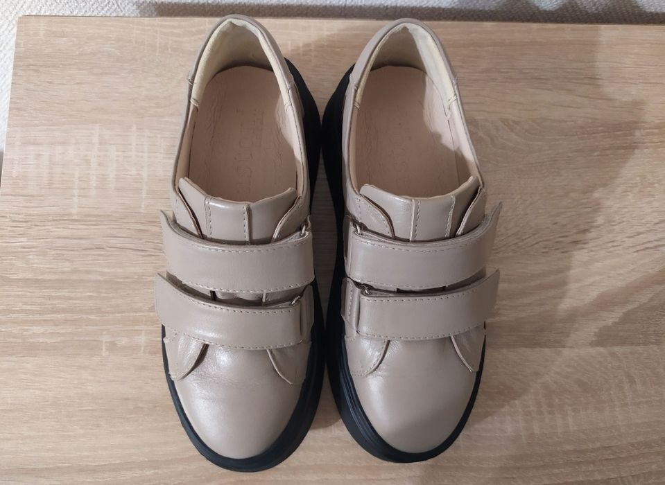 Шкіряні ботінки, туфлі