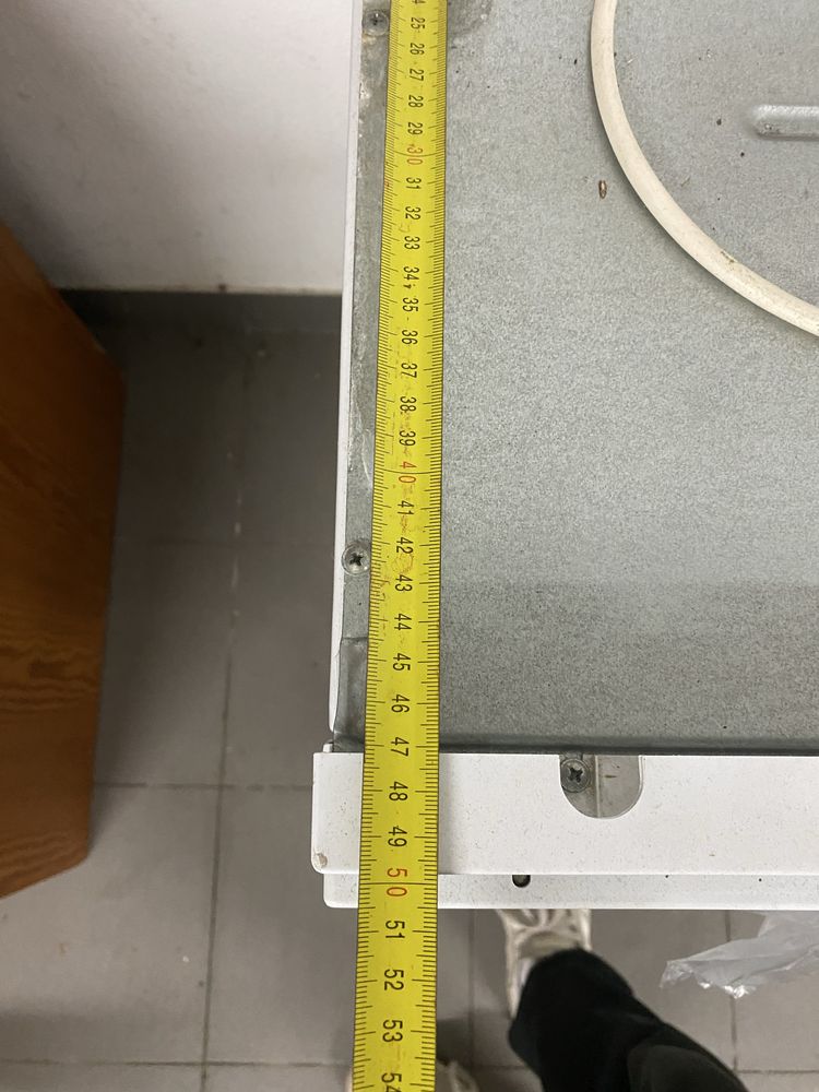 Maquina de Lavar e Secar Roupa