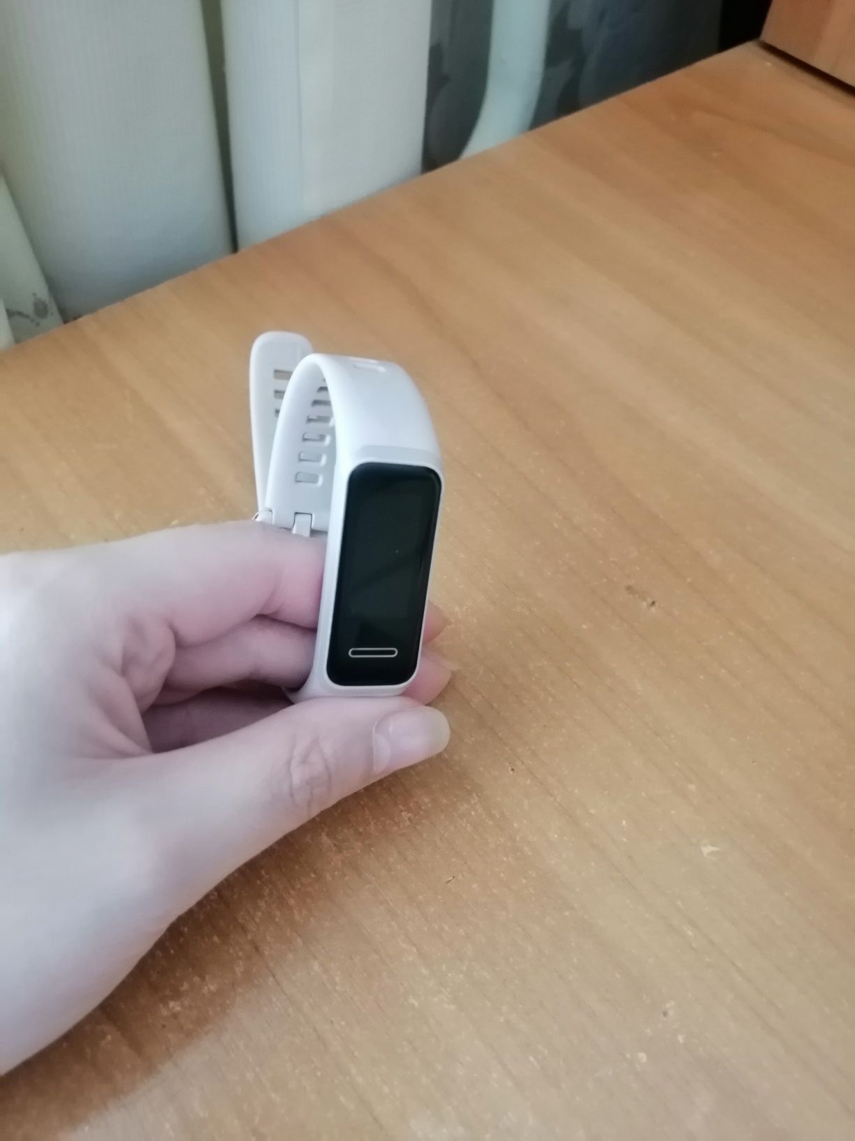 Годинник Huawei band 4