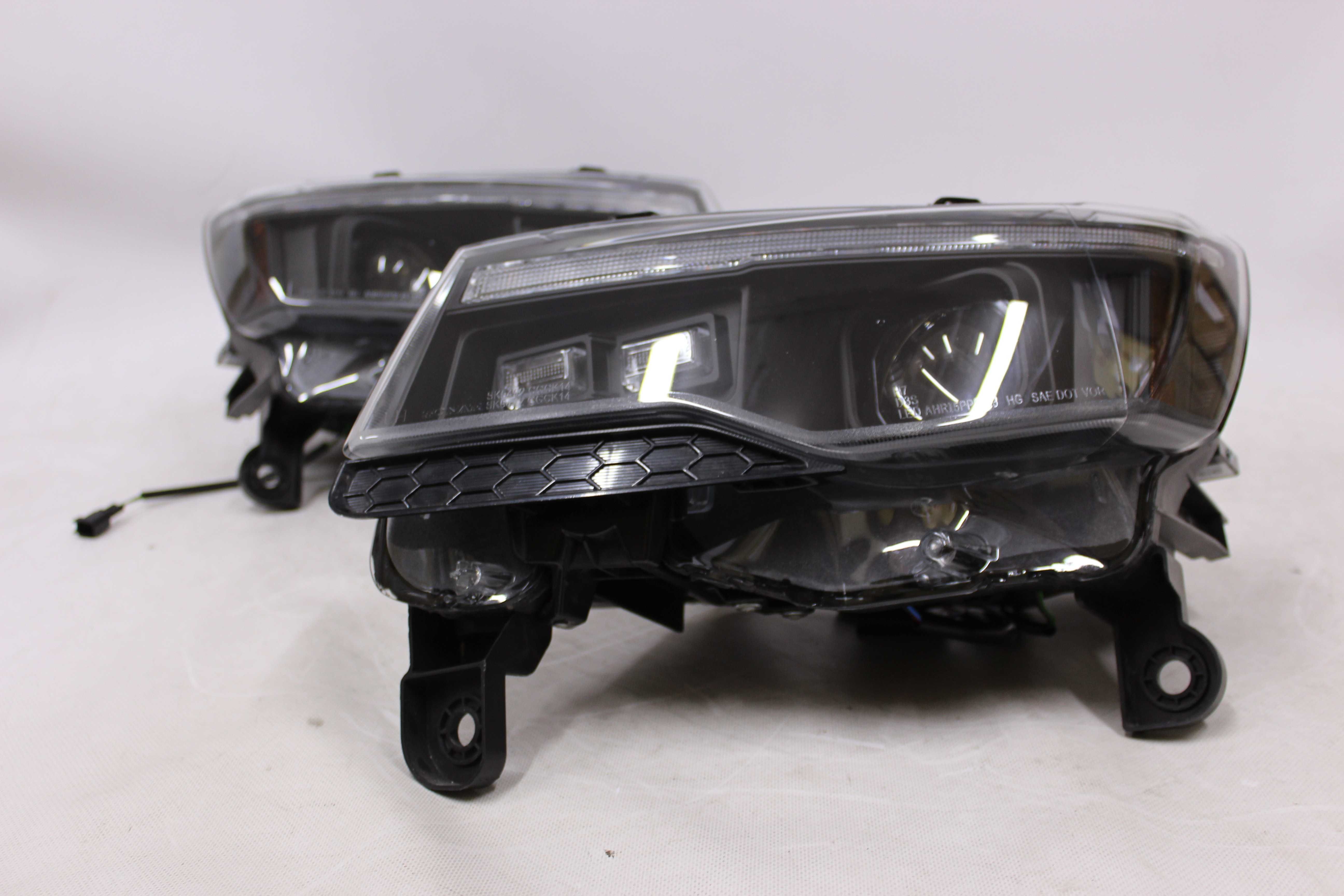 Lampy reflektory przednie przód JEEP GRAND CHEROKEE 14-21 LED BAR IGŁA