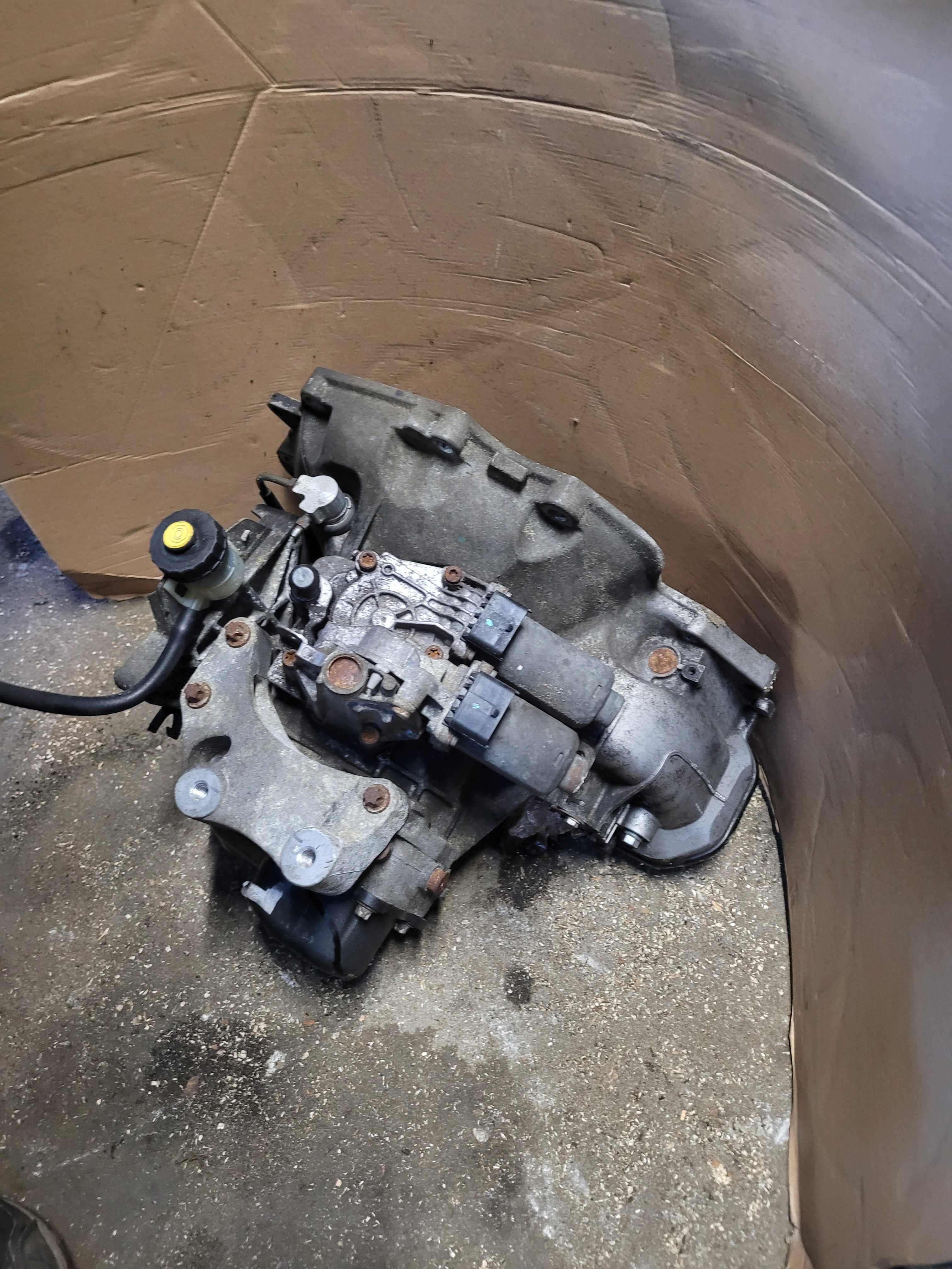 Skrzynia biegów manual OPEL CORSA D 1.2 1.4 16V Z12XEP Z14XEP F13MW418
