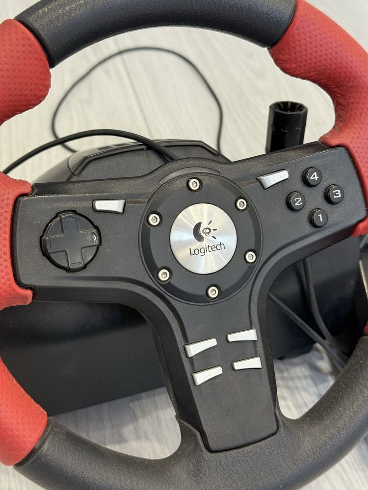 Logitech Formula Force EX | ретро кермо з педалями