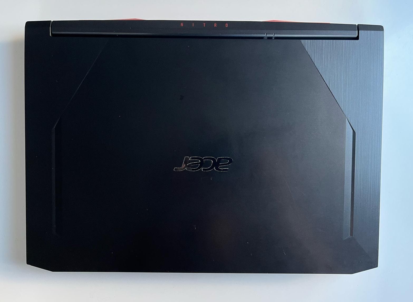 Acer Nitro 5 - Intel Core i5-10TH/GTX 1650/24GB RAM/1 TB+500gb