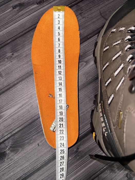 Черевики MERRELL 'Outland Mid' Waterproof/р.37