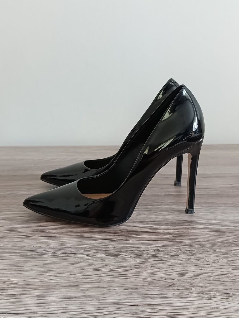 Buty szpilki damskie Gino Rossi rozmiar 36,5