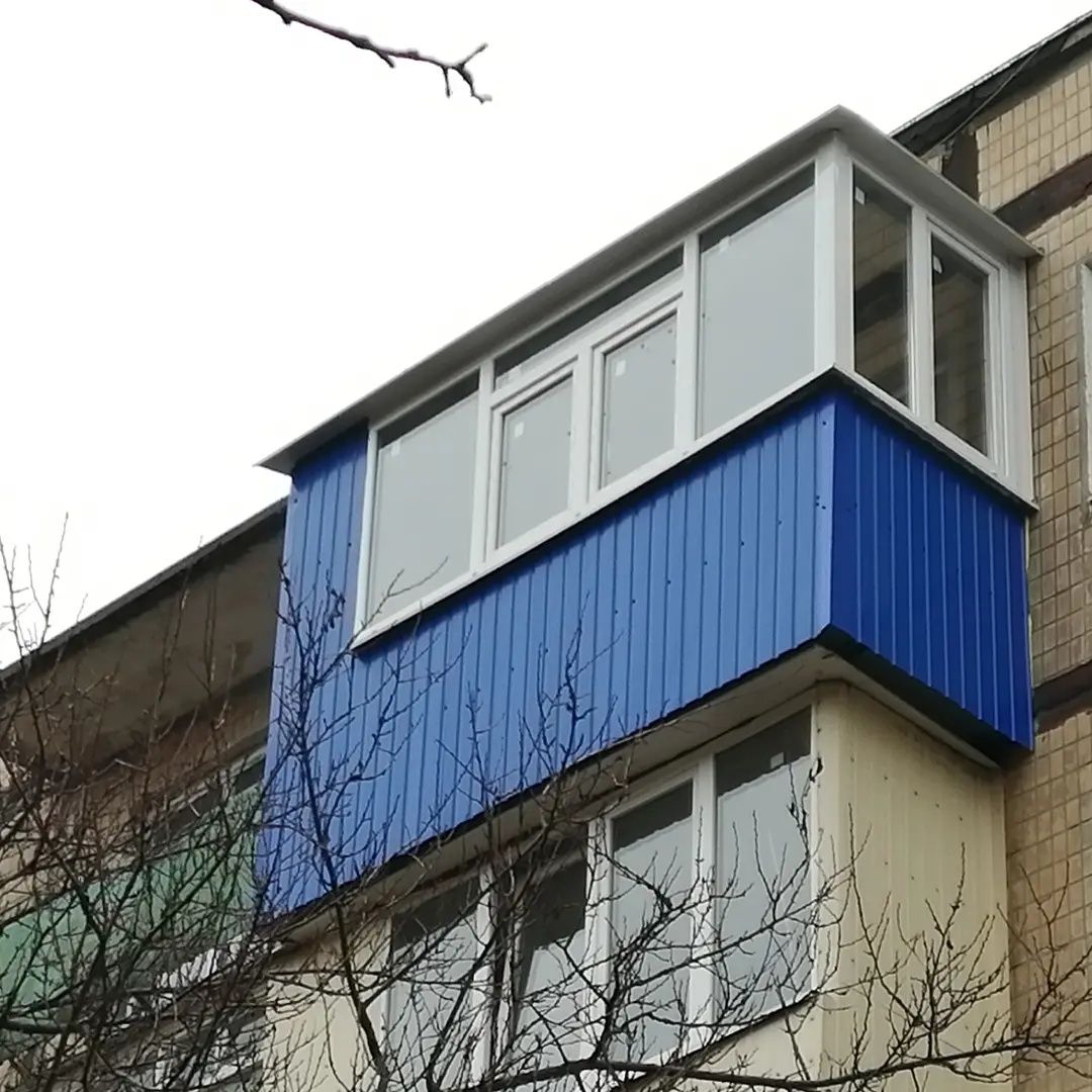 Обшивка утепление балконов расширить увеличить остеклить балкон Харько