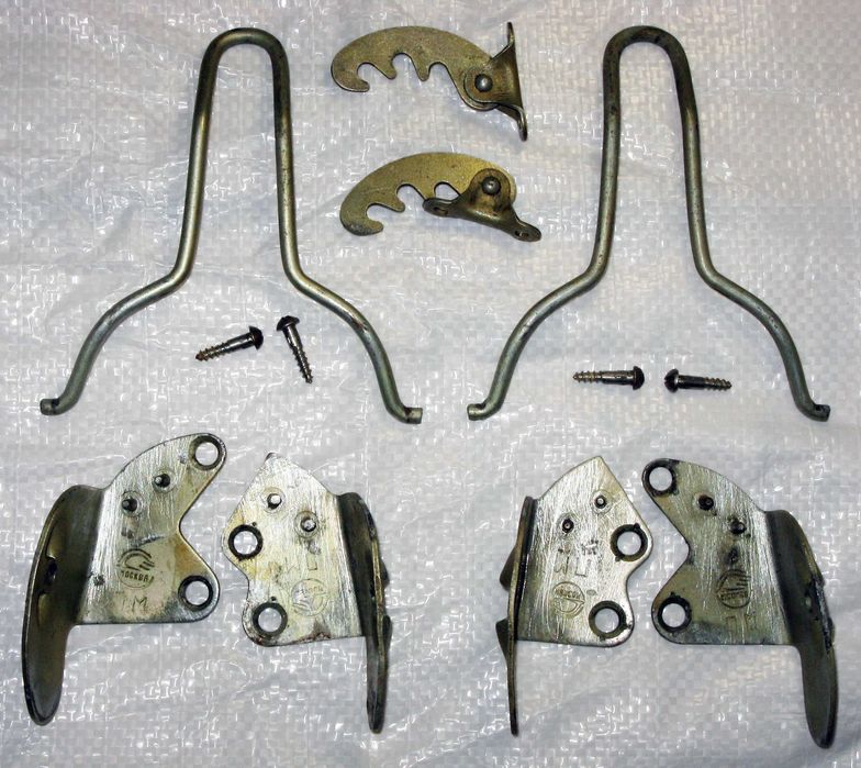 Крепление для лыж времён СССР.