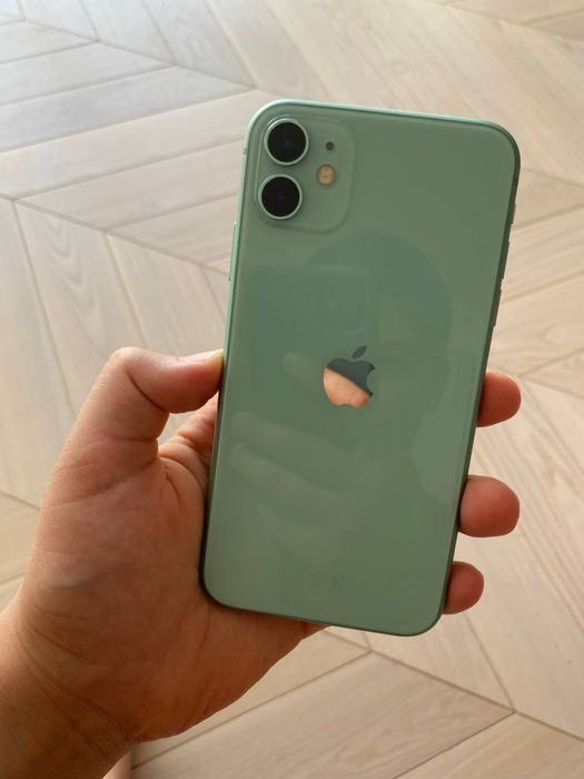 Айфон 11 в хорошем состоянии