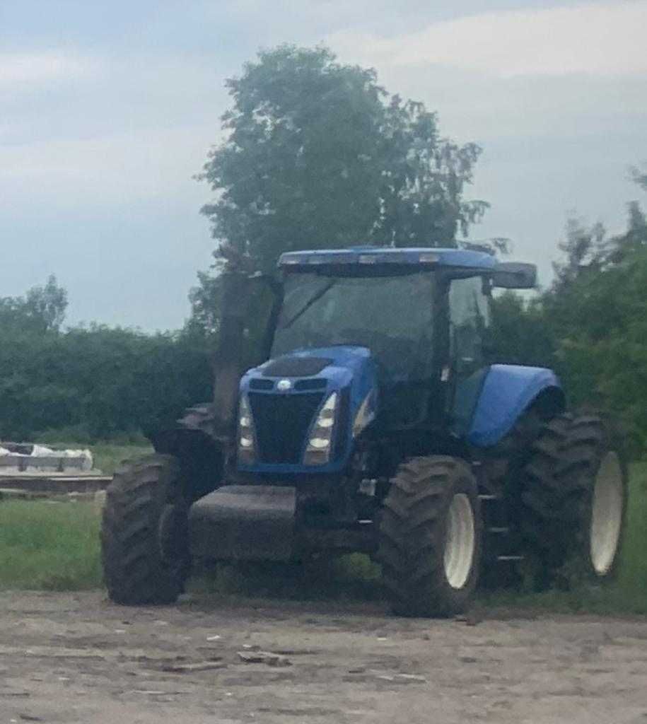 трактор New Holland T8050 Power Shift 2011