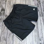 Шорты Adidas для мужчины, размер XL