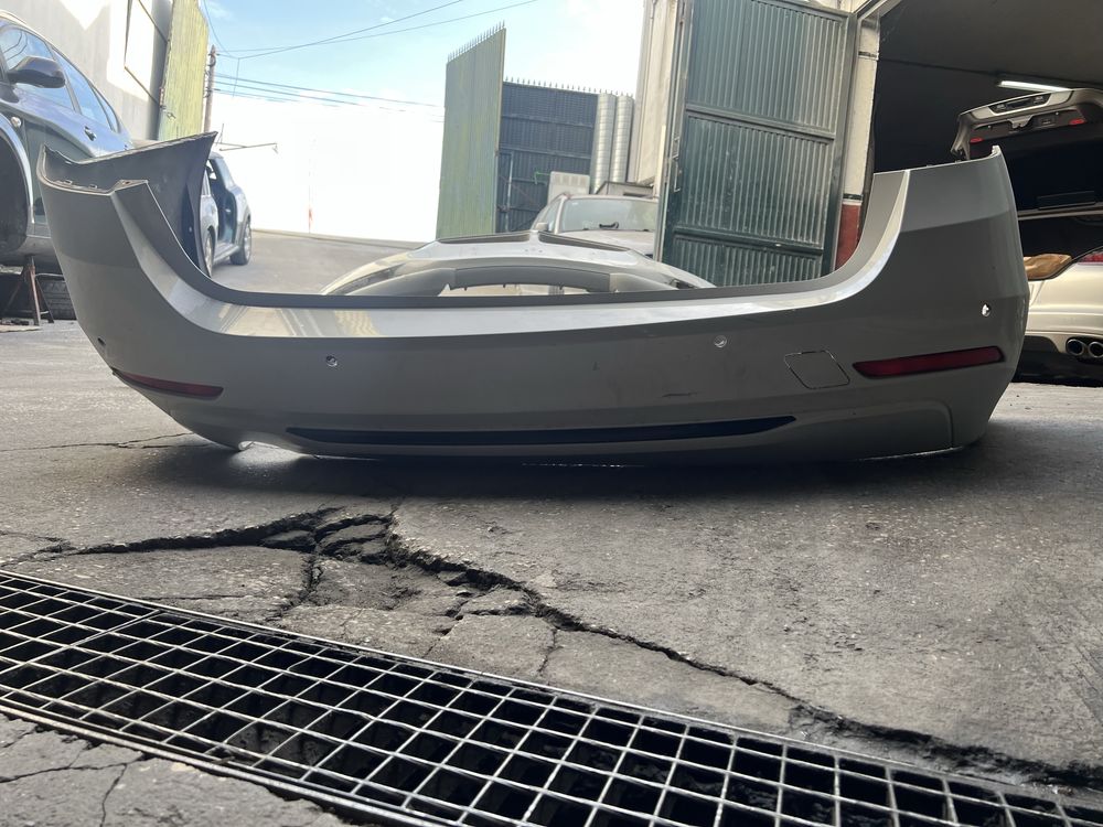 Pára choques traseiro BMW F31 (série 3)