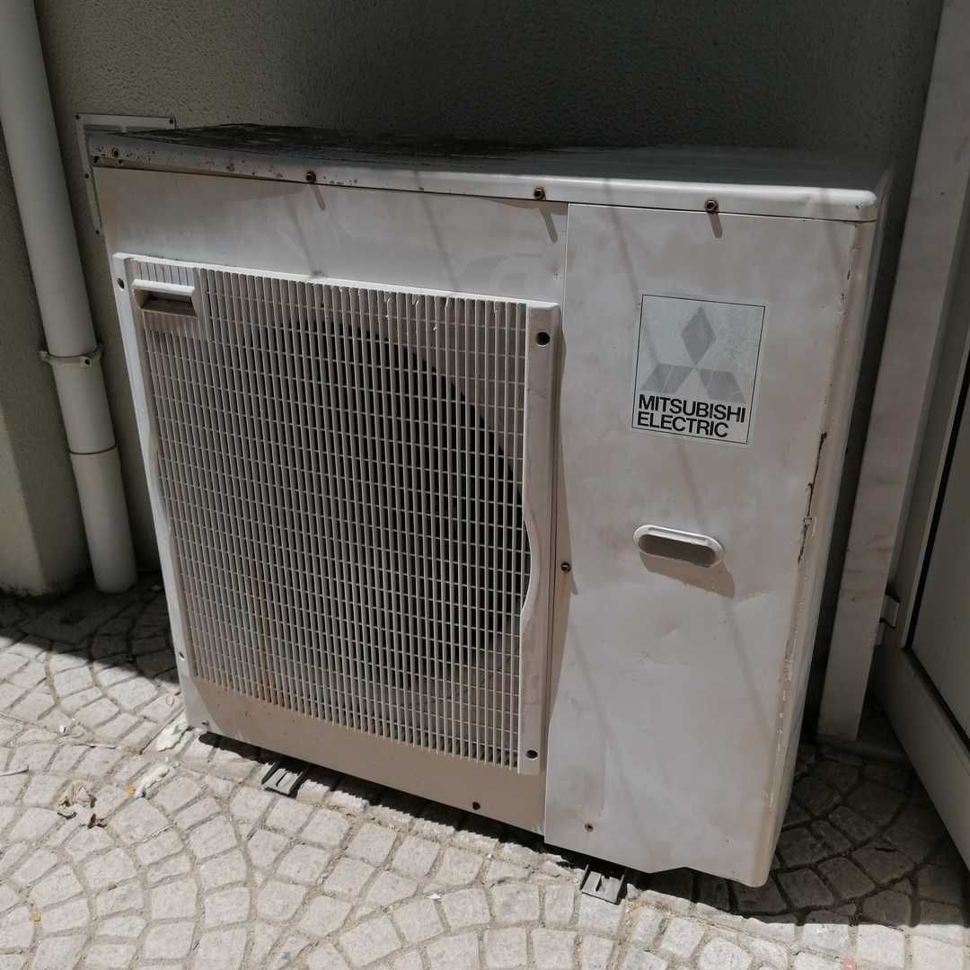 Ar condicionado Mitsubishi MSZ-GA25VA - máquina exterior