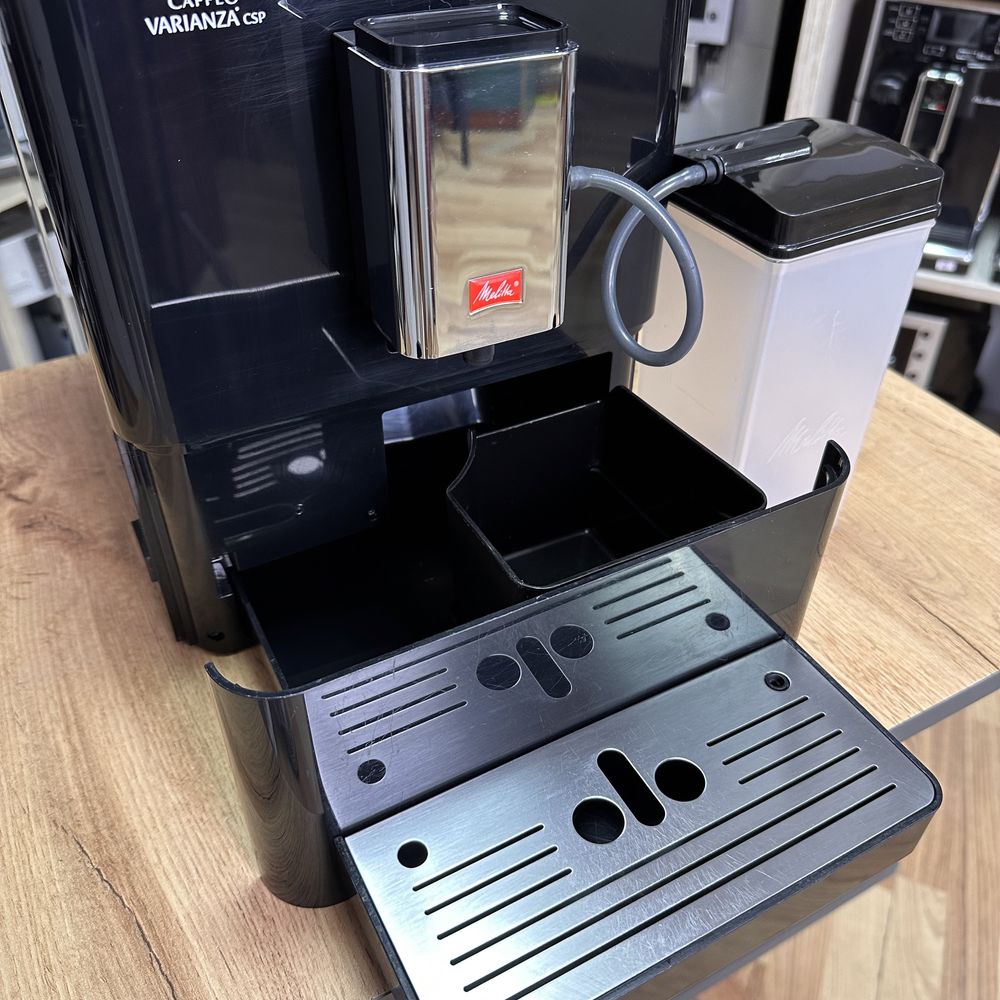 Кавомашина Melitta Caffeo Varianza CSP Black