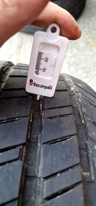 OPONY CONTINENTAL 215/65 R16C contiVANCOntact 100 109/107T