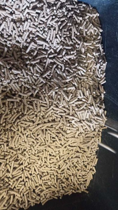 Pellet sosnowo dębowy bez lepiszcza