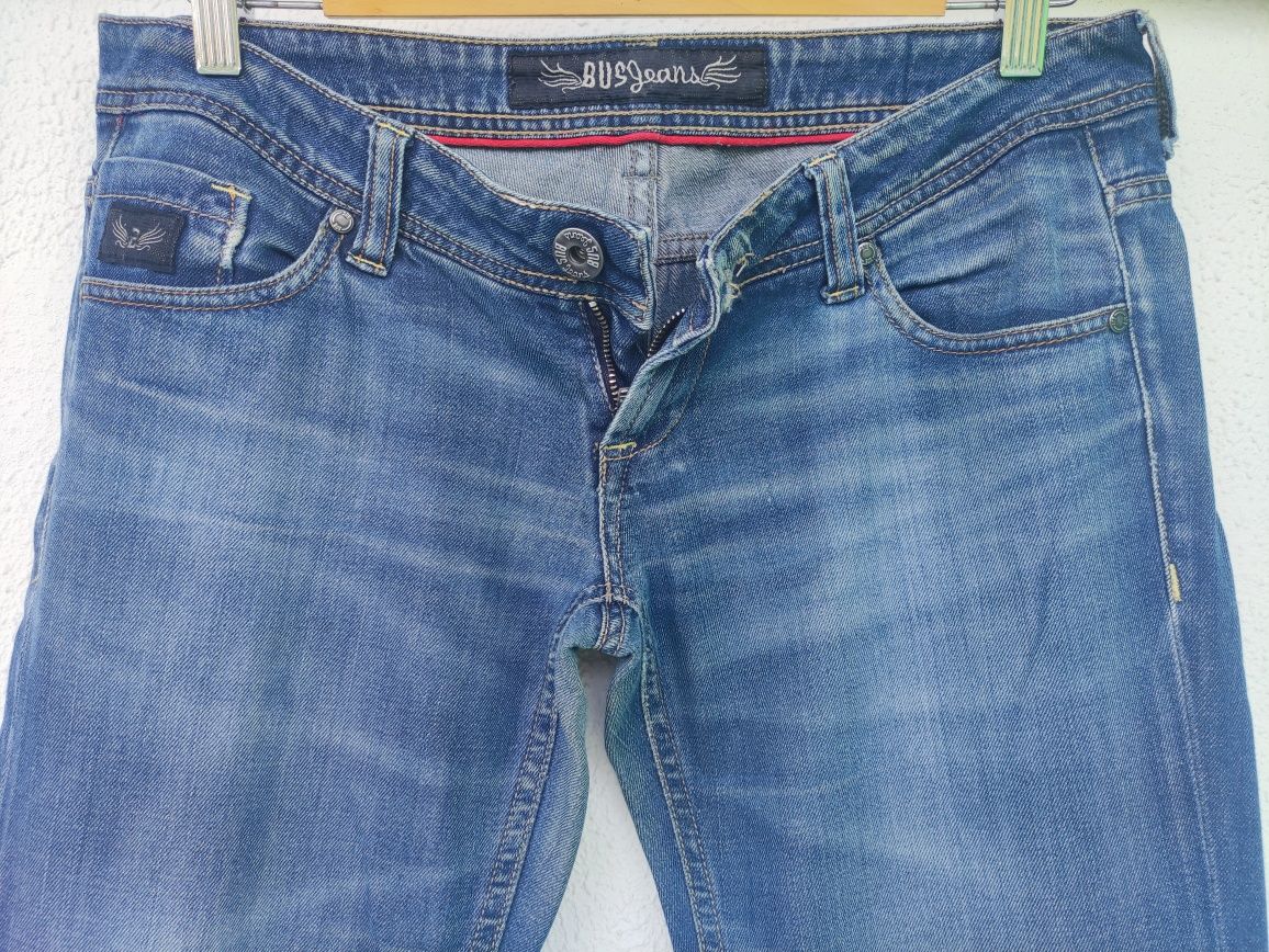Jeans originais Bus Urban Wear.