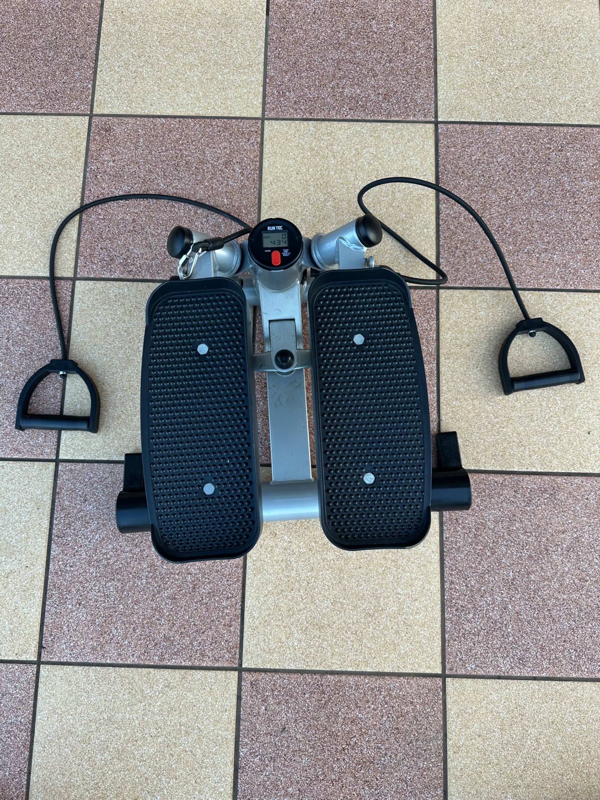 Stepper z Linkami Skręty RUN TEC