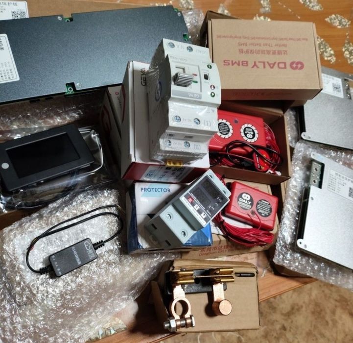 Інвертори чистий синус, BMS , АВР, lifepo4 аккум, безперебійники нові