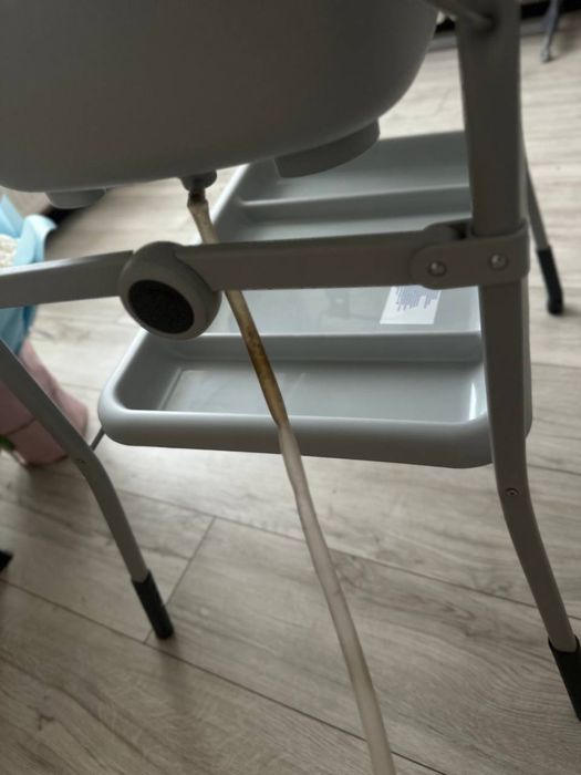 Столик для пеленання з ванночкою Chicco