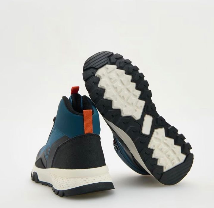 Зимові трекінгові черевики Reserved 39-40 р