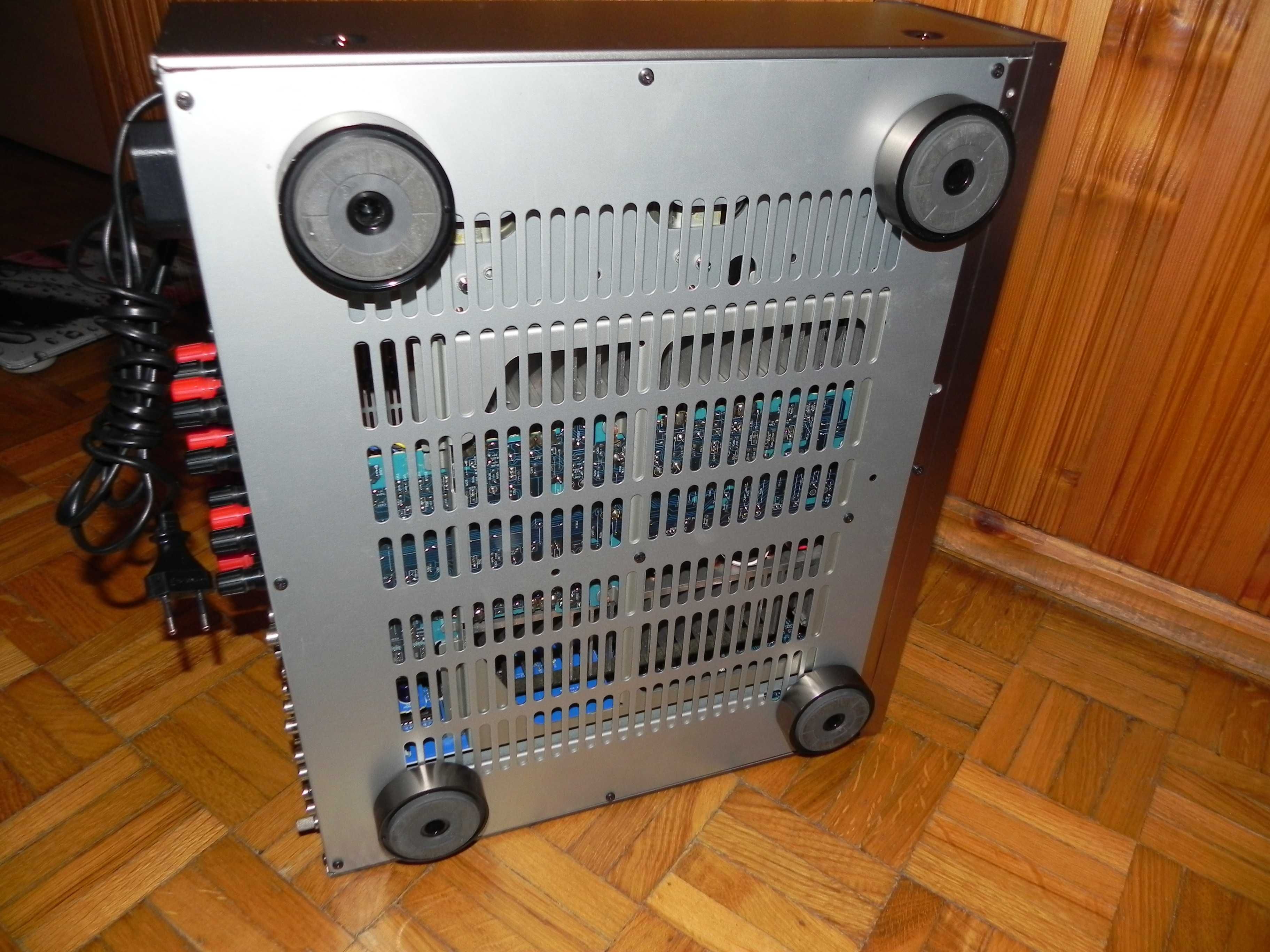 Wzmacniacz Yamaha DSP-A970