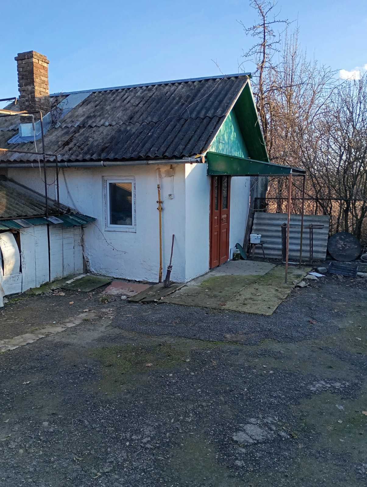 Житловий будинок та земельна ділянка 18 сот., с. Стрептів
