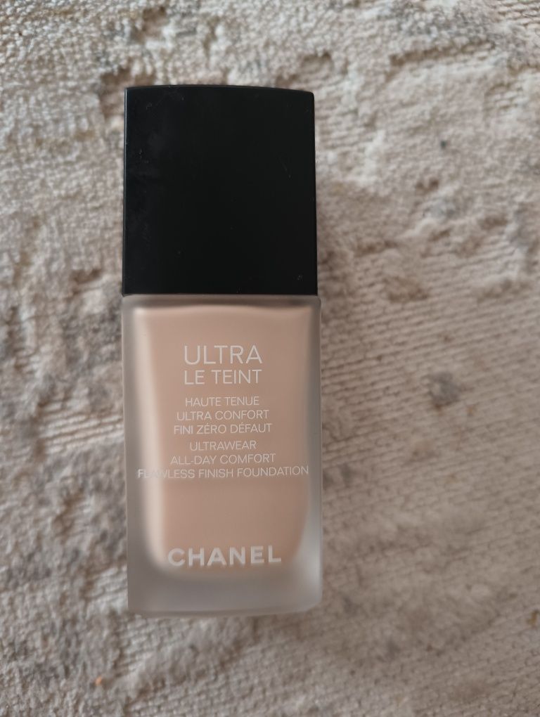 Chanel ultra le tent ultra confort