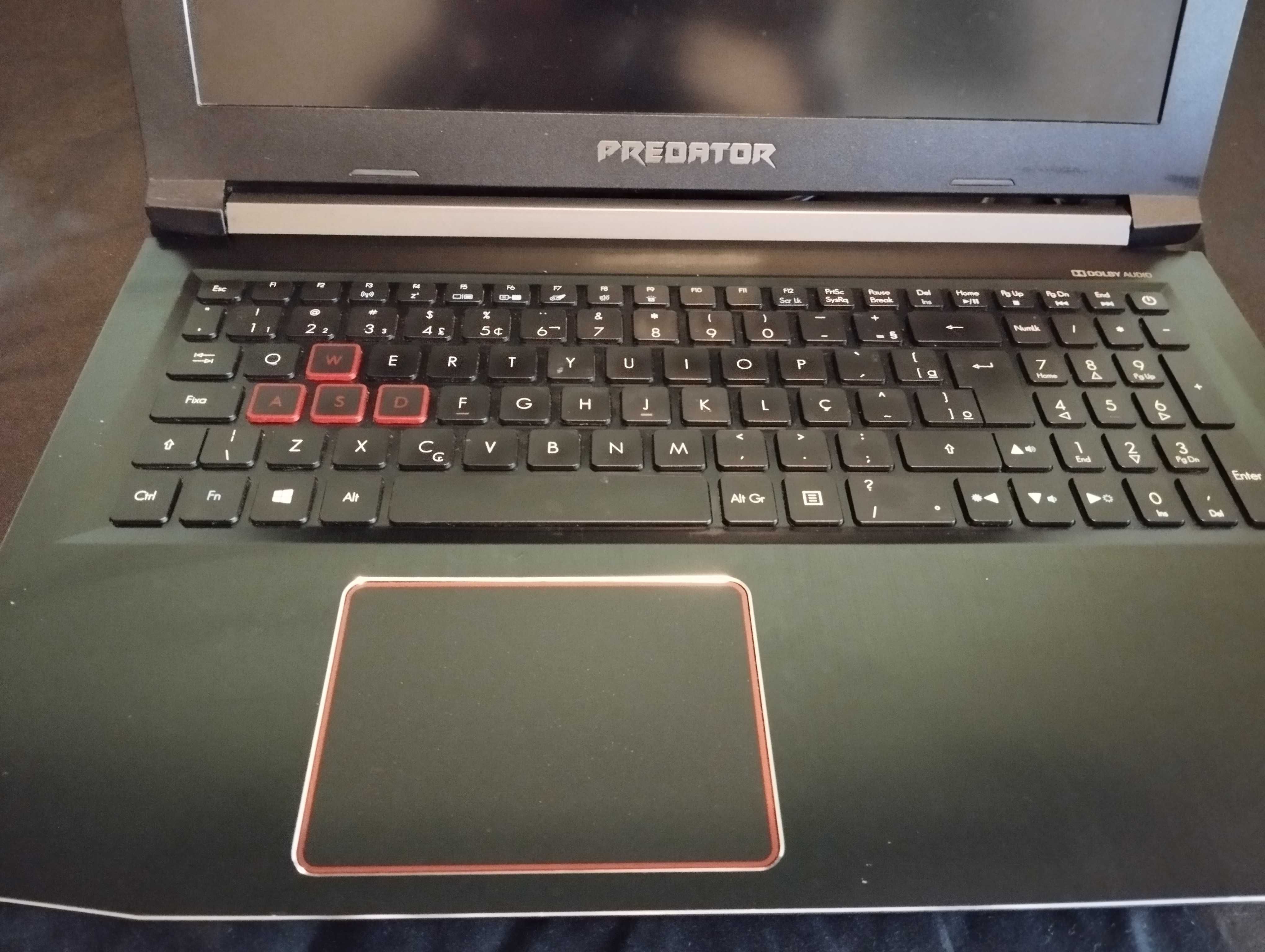 Portátil Gamer Acer Predator Helios 300