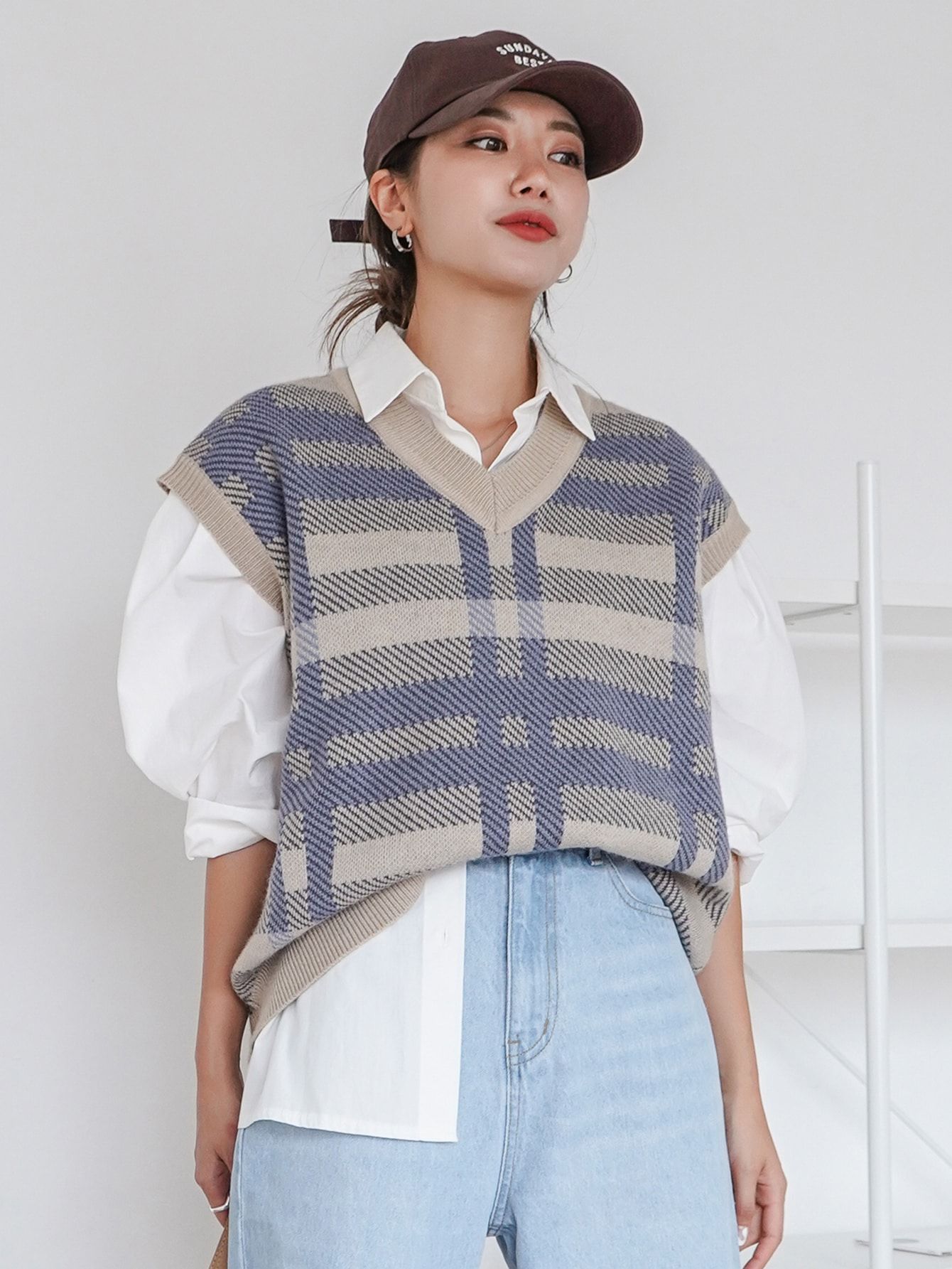 Sweterek Kamizelka Oversize Luźna W Kratkę Z Dekoltem V Casual Dazy M