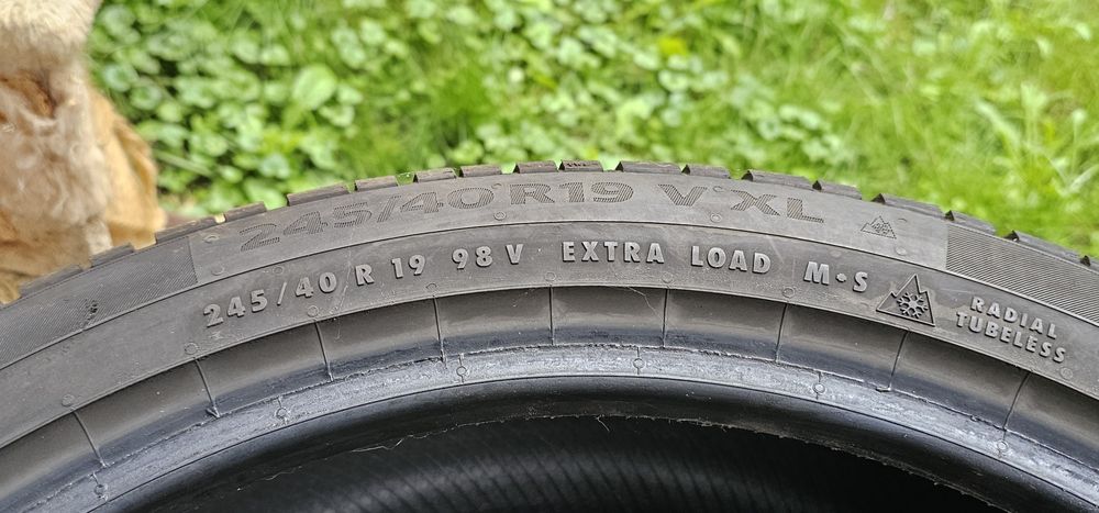 Opony zimowe Continental WinterContact. 245/40 r19