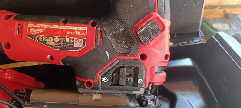 Wyrzynarka Milwaukee M18 FBJS 502x