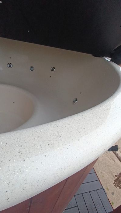 Wynajem Mobilnej Balii Jacuzzi