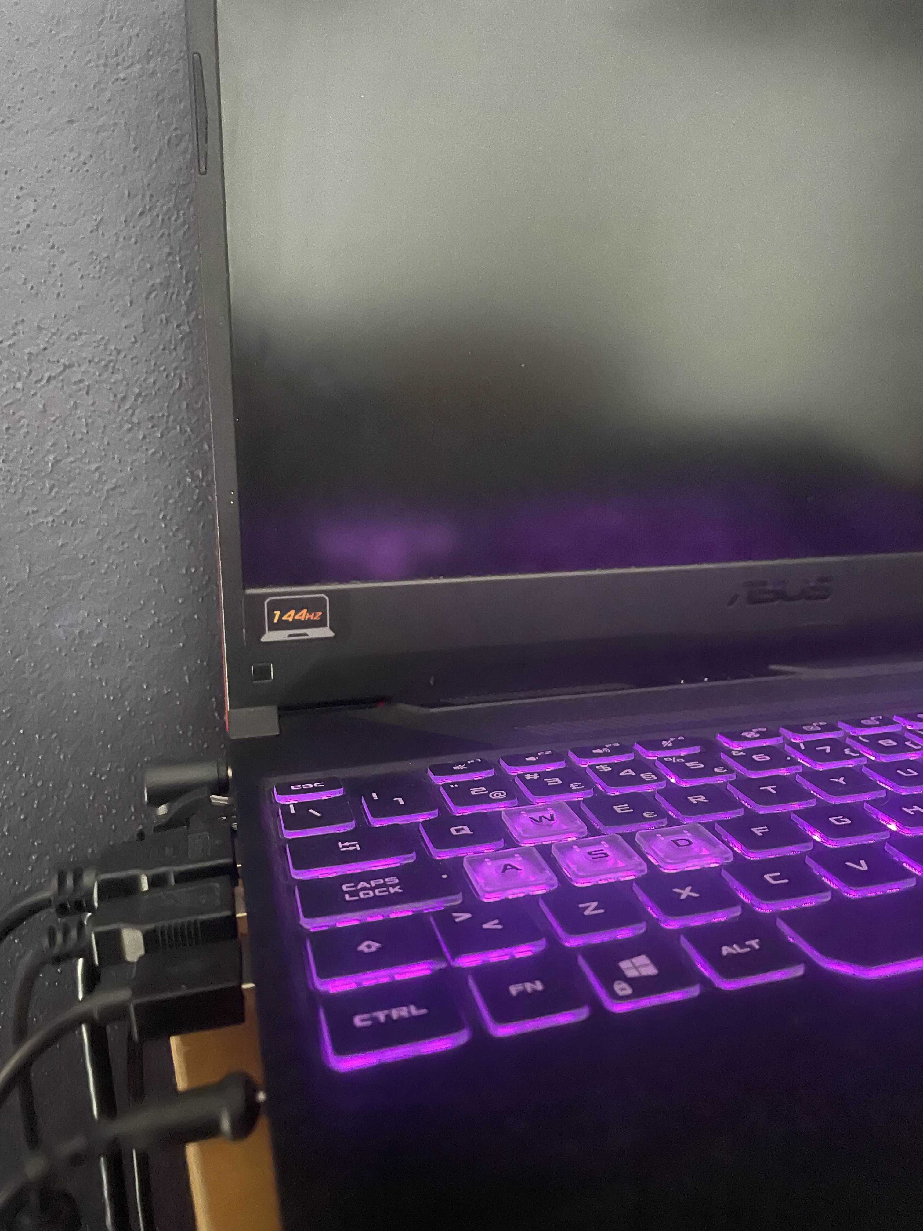 Portátil Gaming com GTX 1650 | i5 10ª Gen | SSD 512GB |