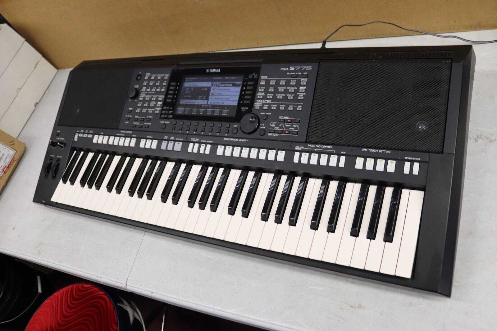 Yamaha PSR-S775 + Dodatki - Stan Jak Nowy
