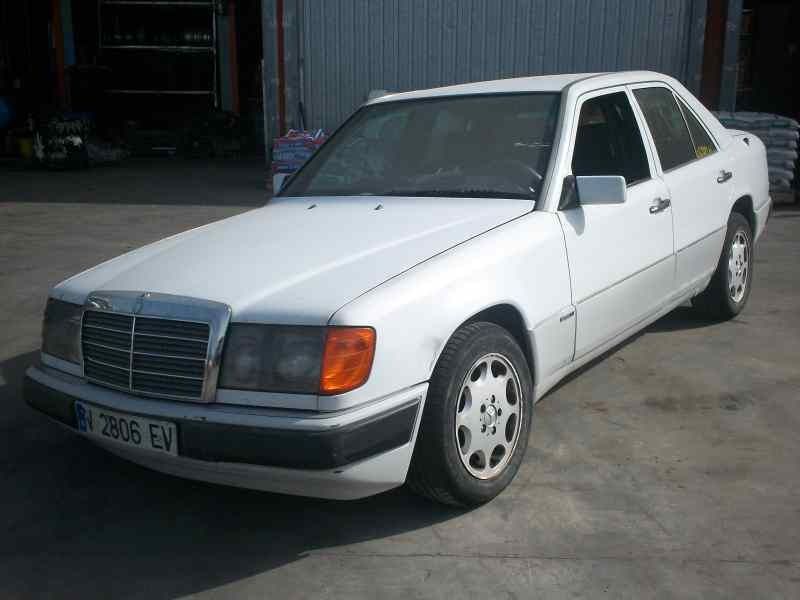 Mercedes w124 300d para peças boa mecânica motor e caixa de velocidade