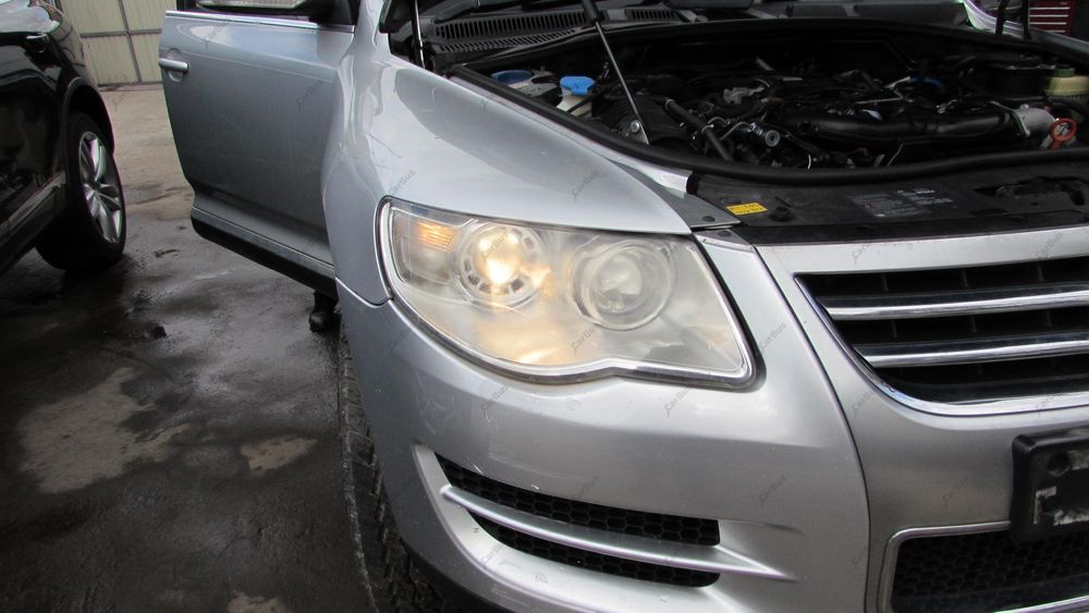 Фара права Touareg GP 2007-2010 Туарег правая фари таурег розборка