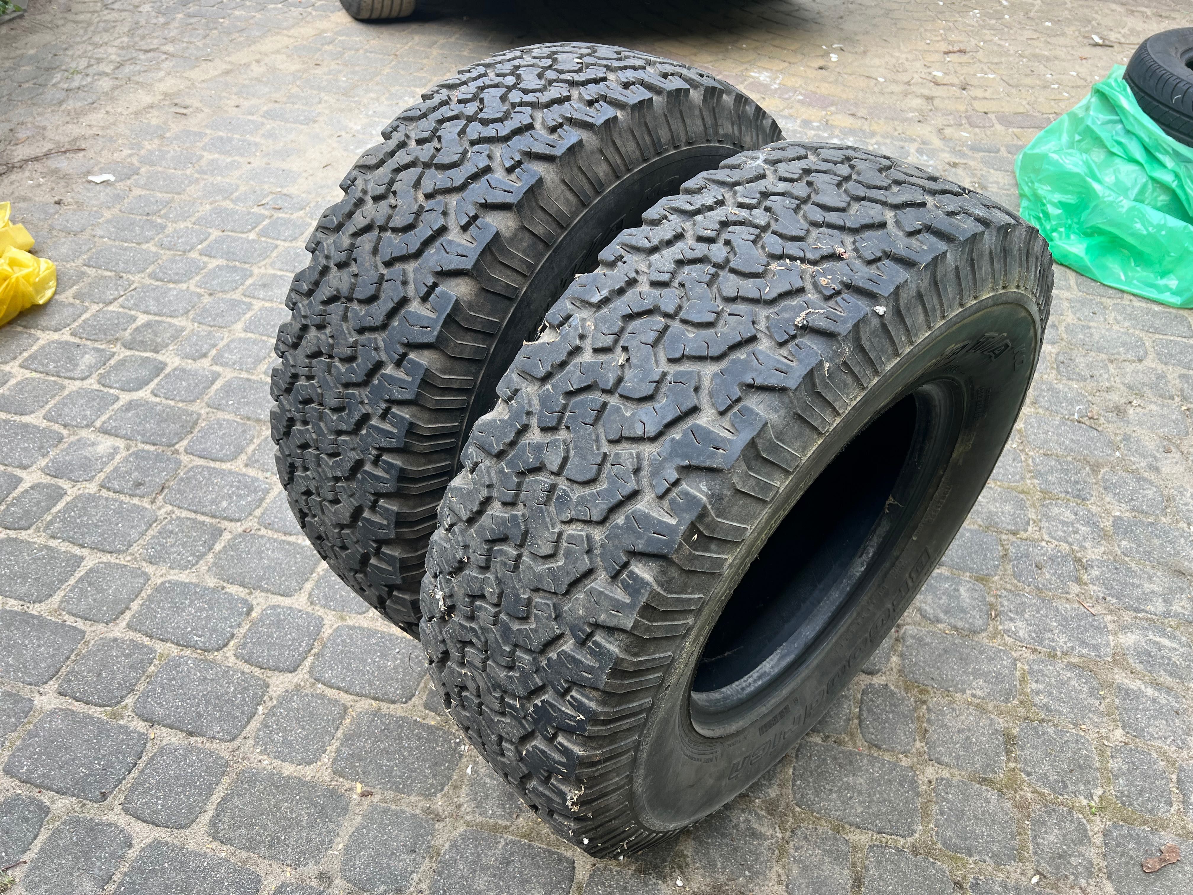 2x BFGoodrich Allterrain A/T LT265/75/R16