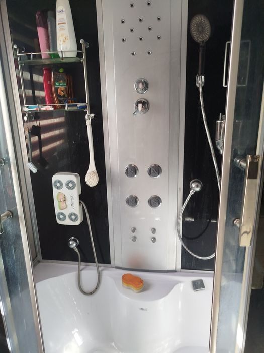Kabina prysznicowa z hydromasażem