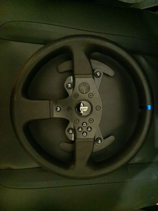 Volante thrustmaster t300 e Replica F1 ferrari