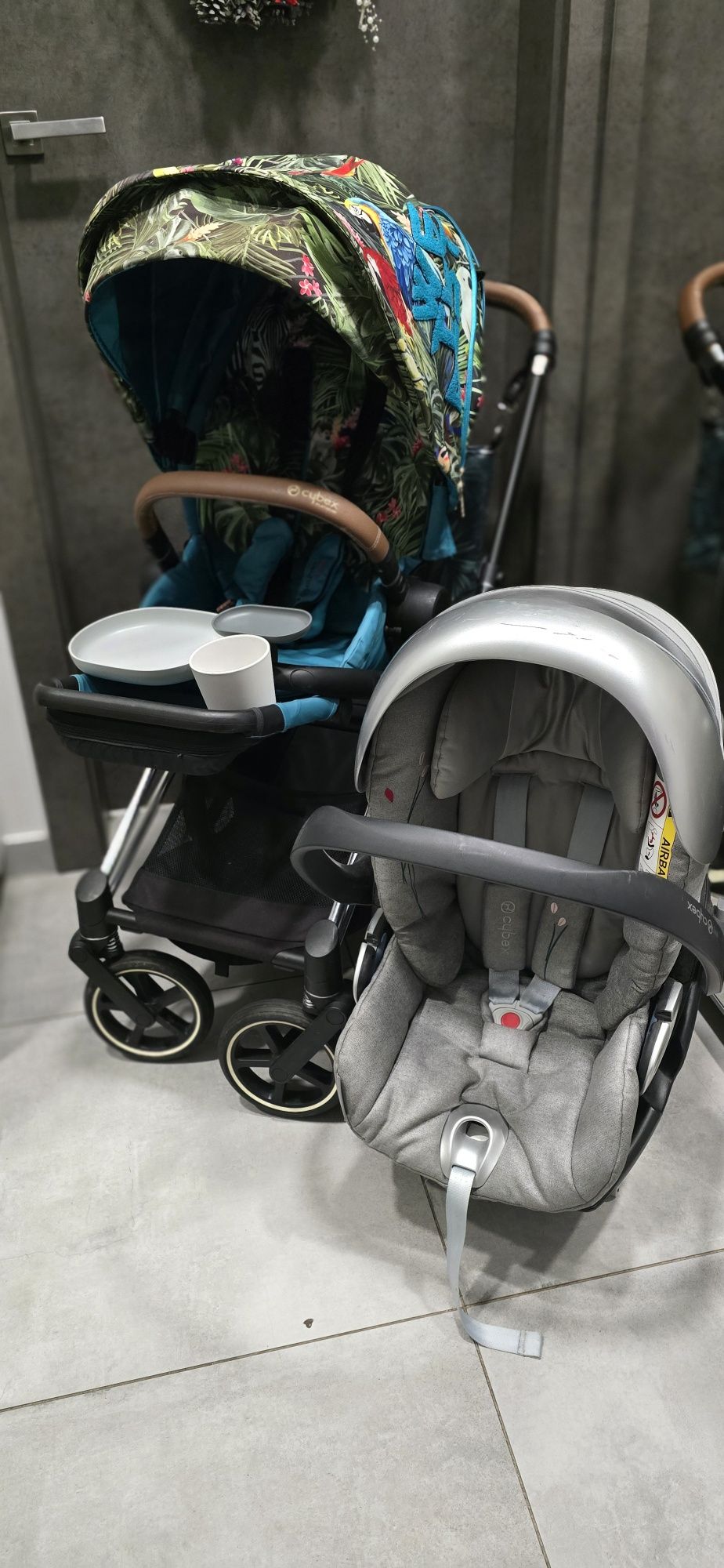 Wózek Spacerowy Cybex Priam 2.0 Dj Khaled i nosidełko z bazą Koi