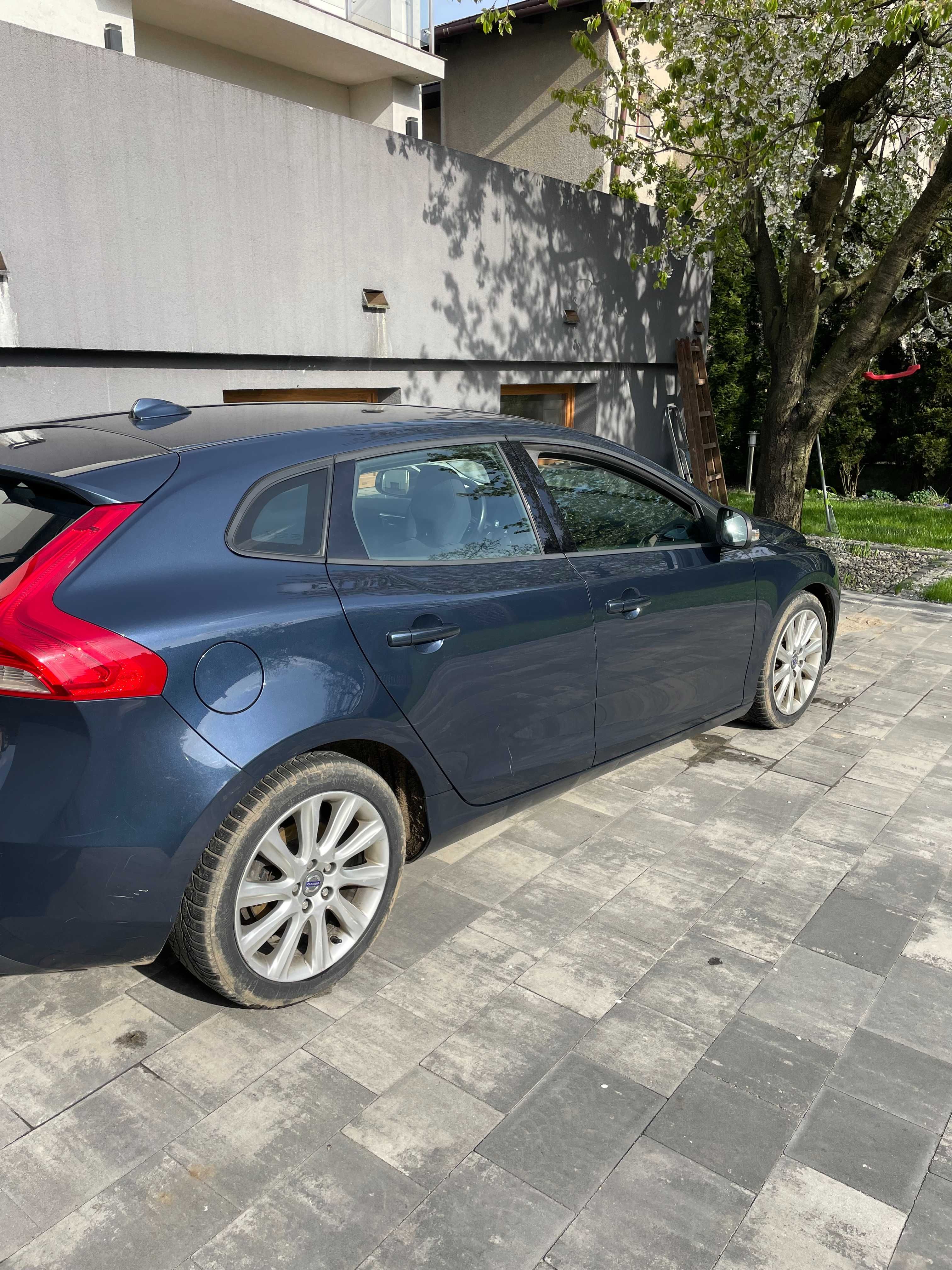 Sprzedam Volvo V40