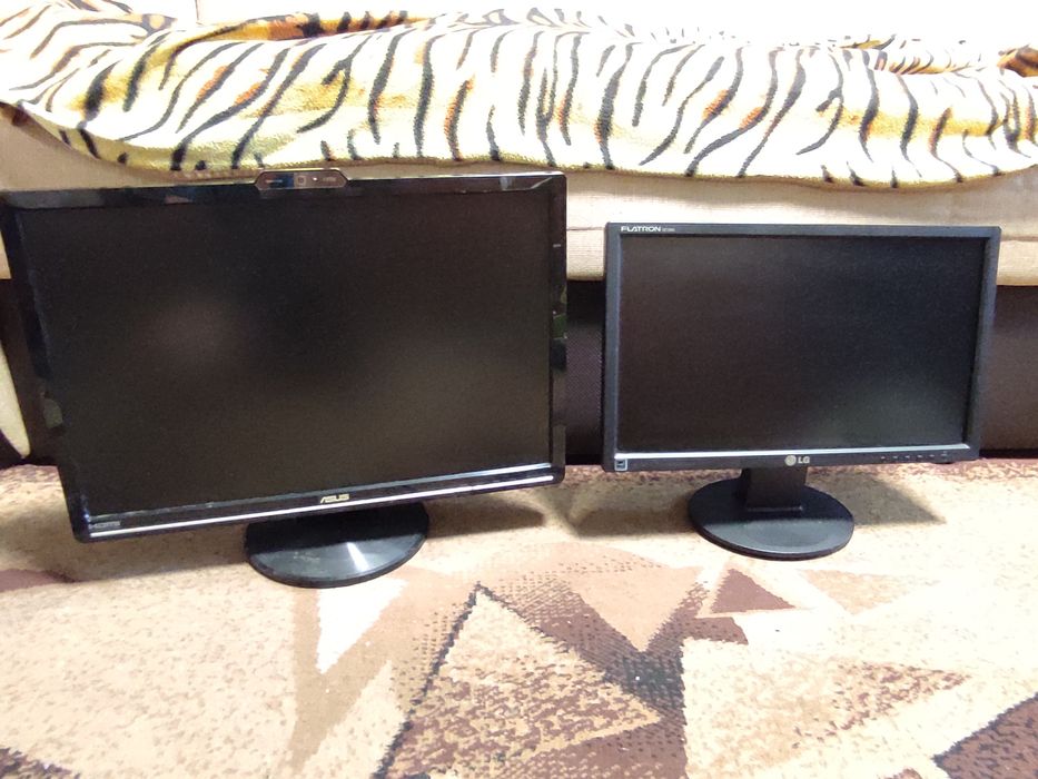 Монітор Asus VK222H LG Flatron W1946S монитор напівробочі